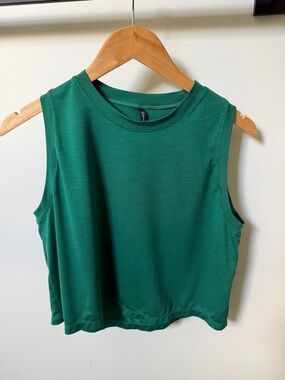 Backcountry Essential Muscle Tank in Evergreen Heather